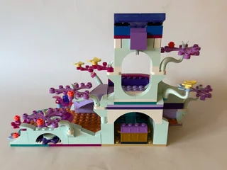 LEGO 43215 The Enchanted Treehouse (Disney) (7&#43;) (2023)