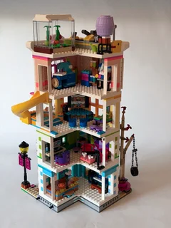 LEGO 41748 Heartlake City Community Center (Friends) (9&#43;) (2023)