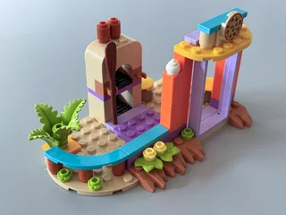 LEGO 42672 Creative Beach and Travel Suitcase (Friends) (5&#43;) (2025)