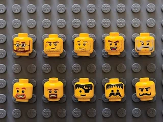 Yellow LEGO minifigure heads (priced per lot)