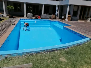 Swimming pool maintenance
