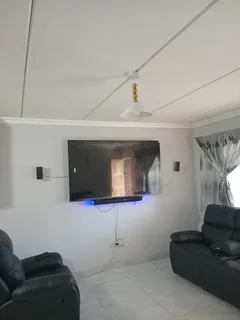 75" Hisense Smart TV QLED