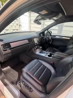 2016 VW Touareg 3.0 V6 TDI R-Line