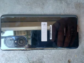 Huawei nova 9SE still dey on good condition coming with super charge and128g