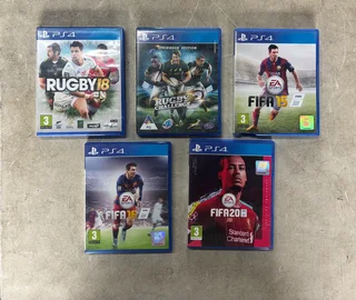 PS4 500GB Bundle with 3 Controllers & 5 Games