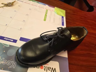 Shoes - Ad posted by dubepb