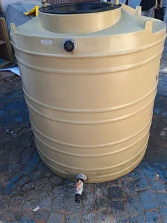 1000 Litre Tank for sale