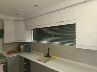 Blinds New &#64;R90