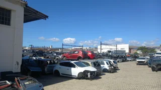 All car parts you need i should have please whatsapp me for all your parts needed on 0783469388