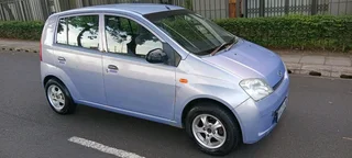 2004 daihatsu charade 1.0 automatic