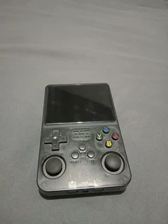R36S Handheld console
