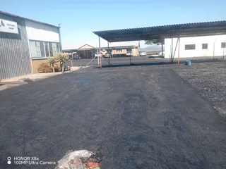 Tar driveways, parking&#39;s, Roads, resurfacing and more