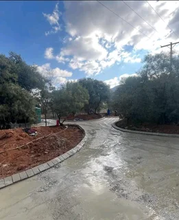 Tar driveways, parkings, Resurfacing, Speed humps, Patches and more