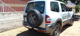 2000 MITSUBISHI PAJERO 3.2 DIESEL SWB ( MANUAL )