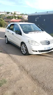 MERCEDES-BENZ B170