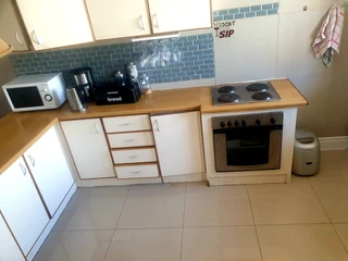 AIRY, FURNISHED &amp;SECURE ROOM AVAIL!!