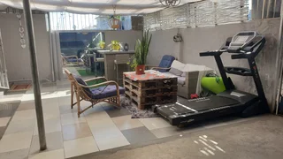 AIRY, FURNISHED &amp;SECURE ROOM AVAIL!!