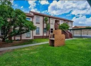 Rental 2 Bedroom Townhouse, covered parking, pool in complex.
