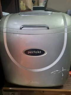 Perfekt ice maker