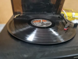 Blaupunkt old turntable and radio with 2 speakers
