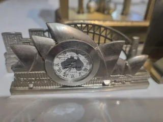 Battery operated different clocks all for R350