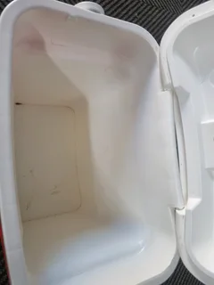 Cooler box size 26 litre