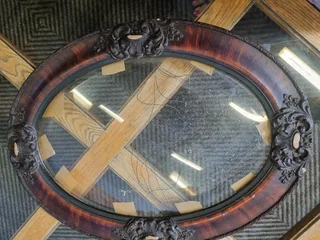 Vintage oval frame with glass Size 63x48cm