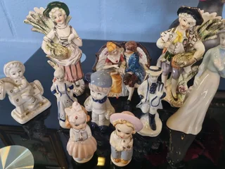Mix porcelain figurine