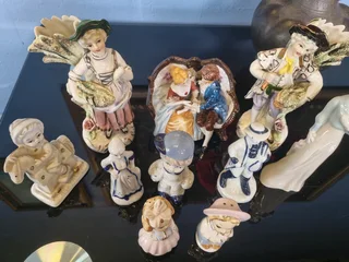 Mix porcelain figurine