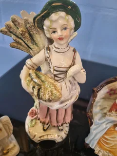 Mix porcelain figurine