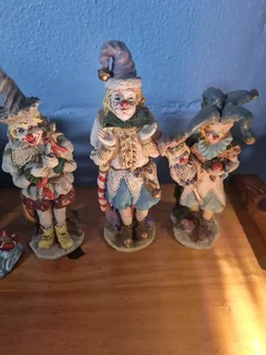 Ceramic clowns and stuff