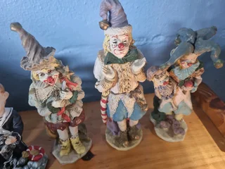 Ceramic clowns and stuff