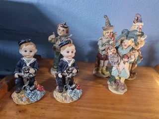 Ceramic clowns and stuff