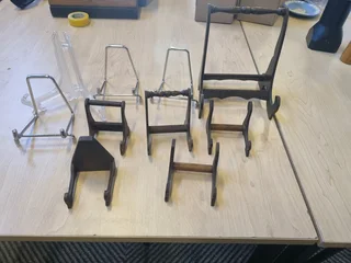 Plate/ picture holders