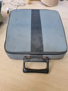 Olivetti lettera 32 typewriter