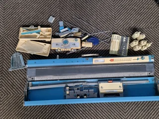 Empisal knitting machine kh-600 with accessories
