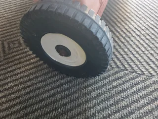 Old lawn equipments selling as a parts