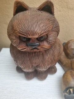 Wooden cat ornaments