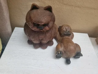 Wooden cat ornaments