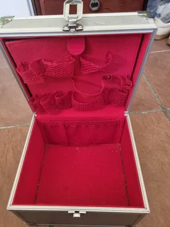 Alluminium make up case