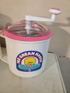 Donvier ice cream hand maker