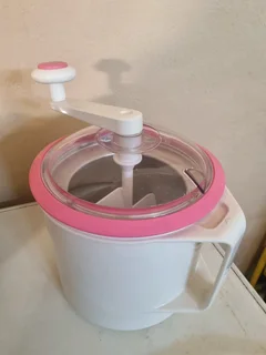 Donvier ice cream hand maker