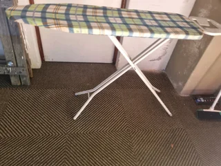 Metal ironing board
