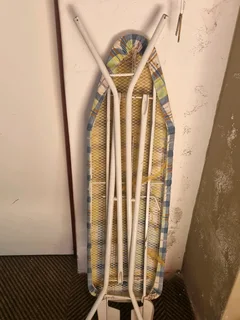 Metal ironing board