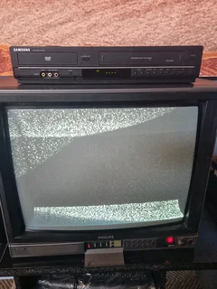 Philips tube tv with dvd/vcr player
