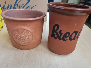 Bread clay pots