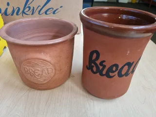 Bread clay pots