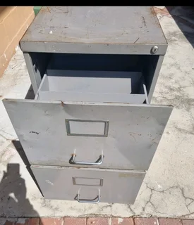 Metal filing cabinet and drawer with wheels