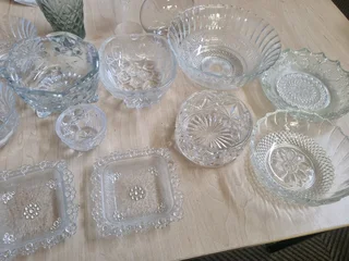 Glass crockery