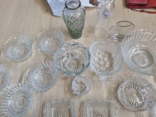 Glass crockery